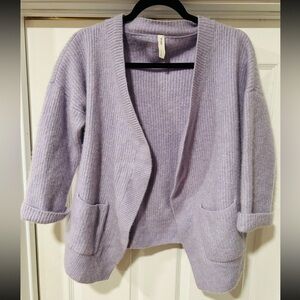 100% cashmere!!! NAP Lavender Knit Cardigan